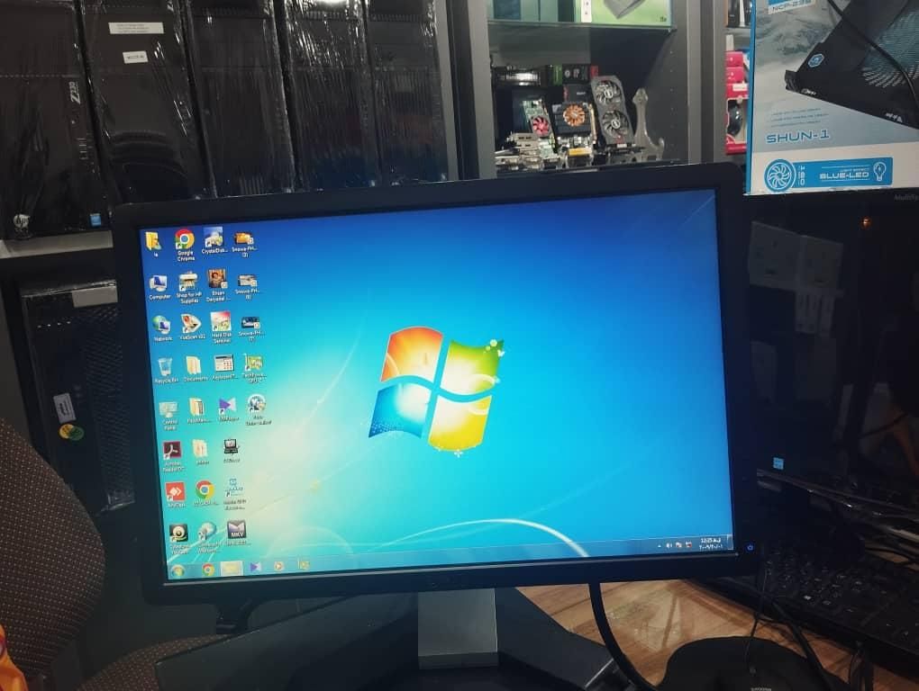 مانیتور  دل 19 اینچ Dell P1913 LED کامپیوتر دوربین|قطعات و لوازم جانبی رایانه|کرمانشاه, |دیوار