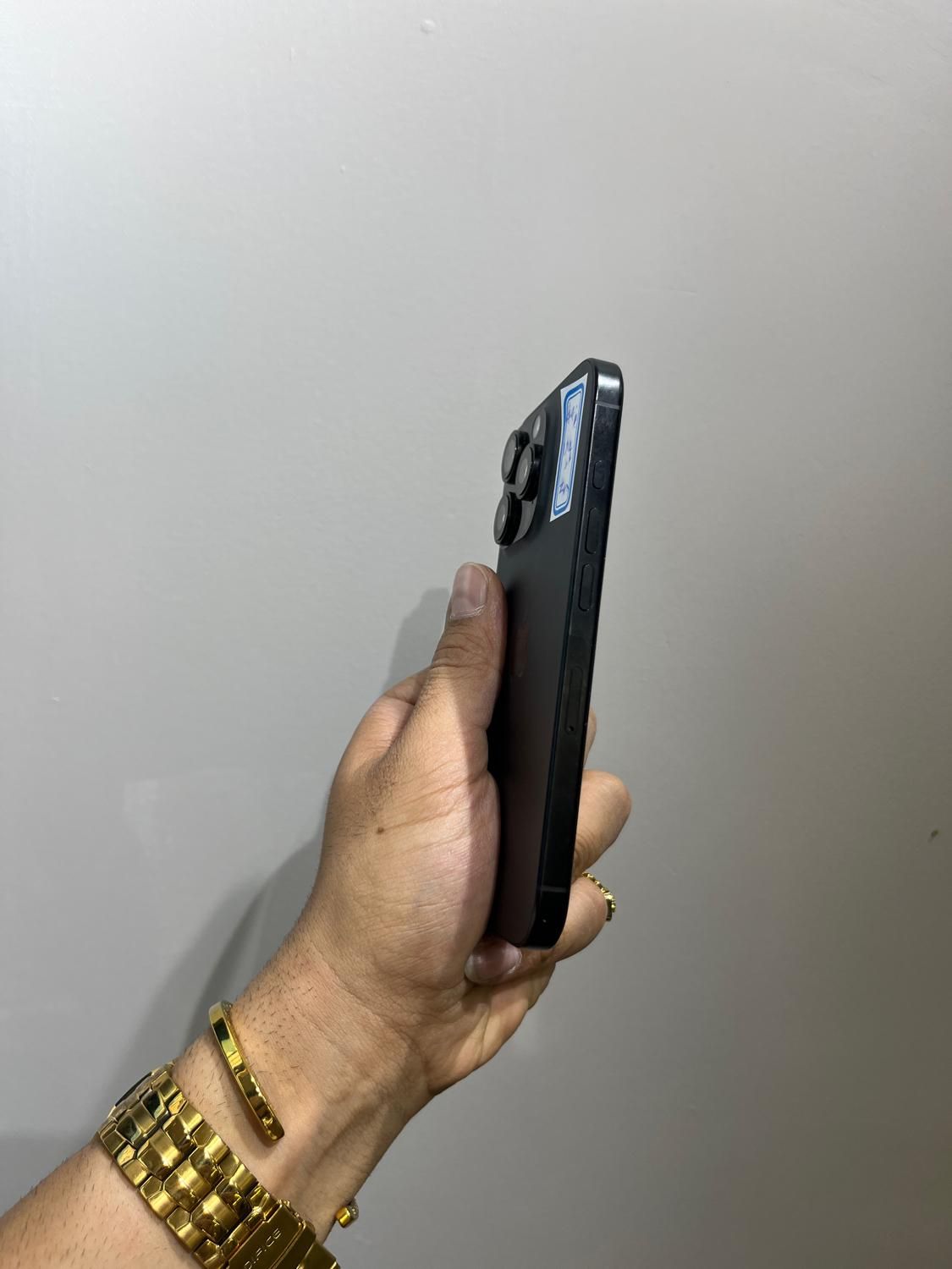 iphone 16 pro خرید و فروش|موبایل|اصفهان, جلفا|دیوار