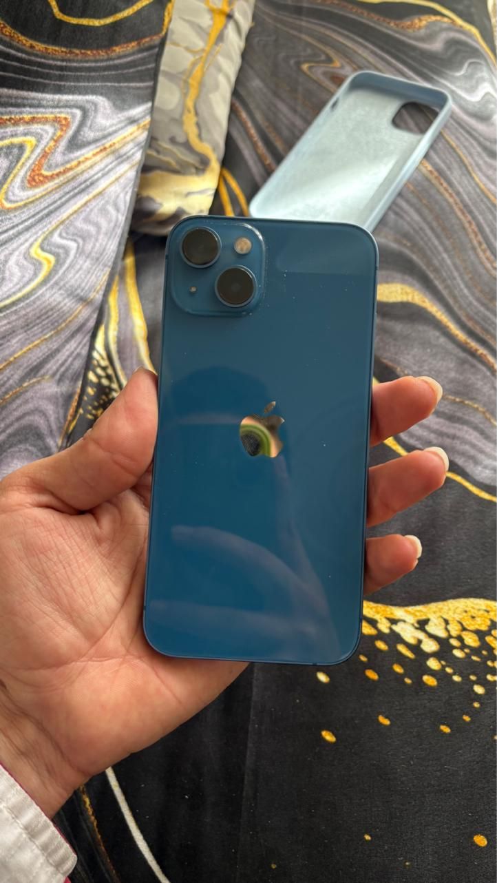اپل iPhone 13 با حافظهٔ ۱۲۸ گیگابایت|موبایل|اصفهان, بهاران|دیوار