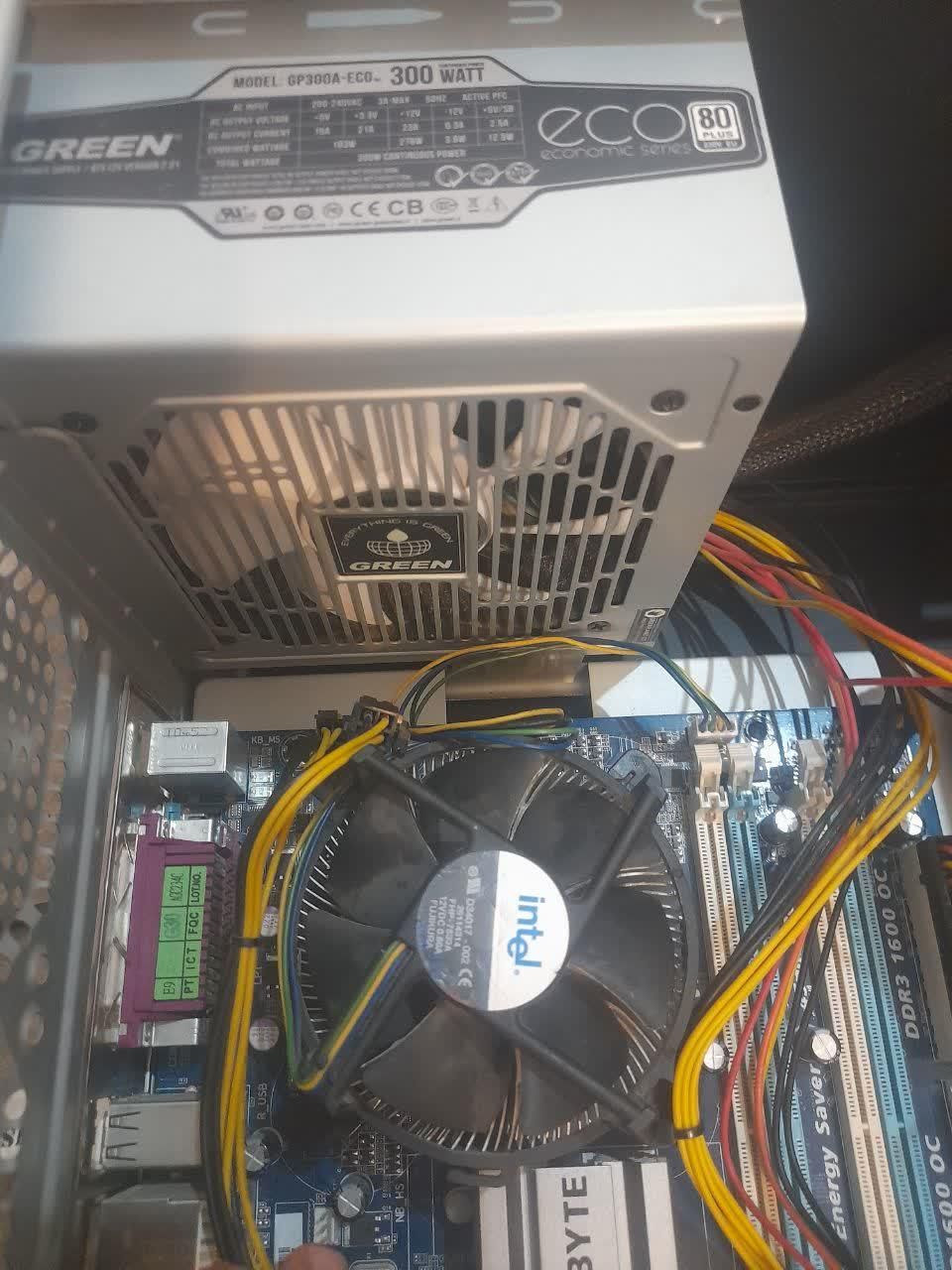 کیس خانگی ۴هسته ای باندلddr3|رایانه رومیزی|قم, امامزاده ابراهیم|دیوار