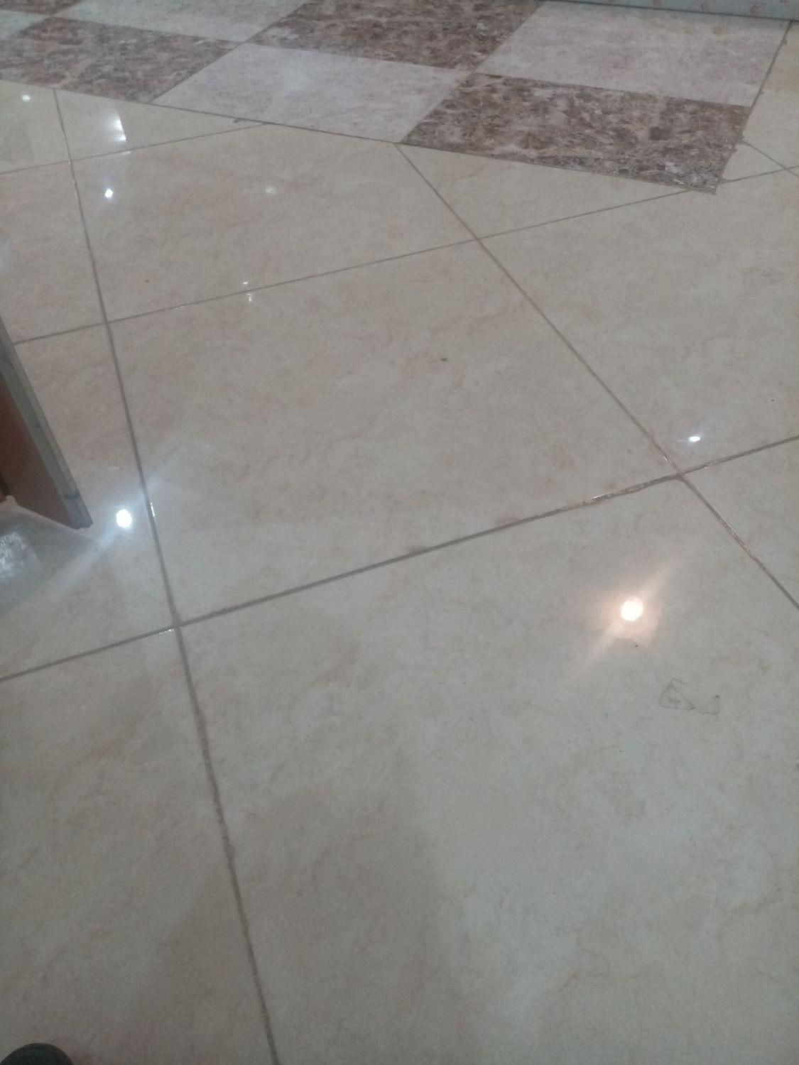 سرامیک نصب کاشی  چسبی دوغابی ساخت روشو سرامیکی|خدمات پیشه و مهارت|کرمان, |دیوار