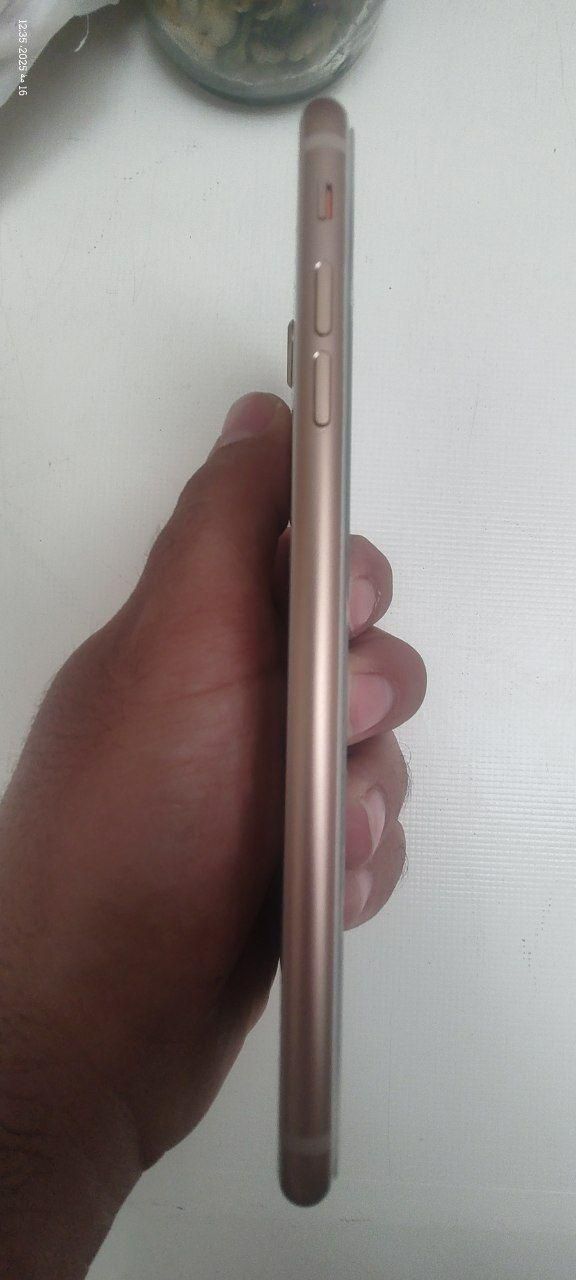 اپل iPhone 8 Plus با حافظهٔ ۶۴ گیگابایت|موبایل|اصفهان, پروین|دیوار