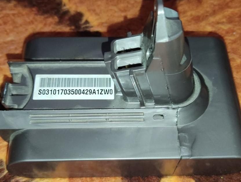 باطری شارژی جاروبرقی دایسون انگلیس|جاروبرقی، جارو شارژی، بخارشو|تهران, شبیری|دیوار