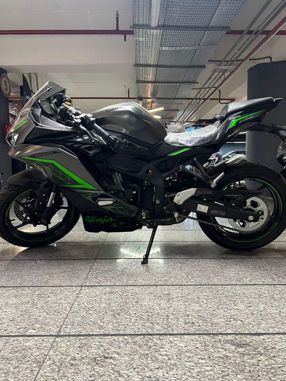 کاوازکی zx25r چهار سیلندر|موتورسیکلت|تهران, پاسداران|دیوار