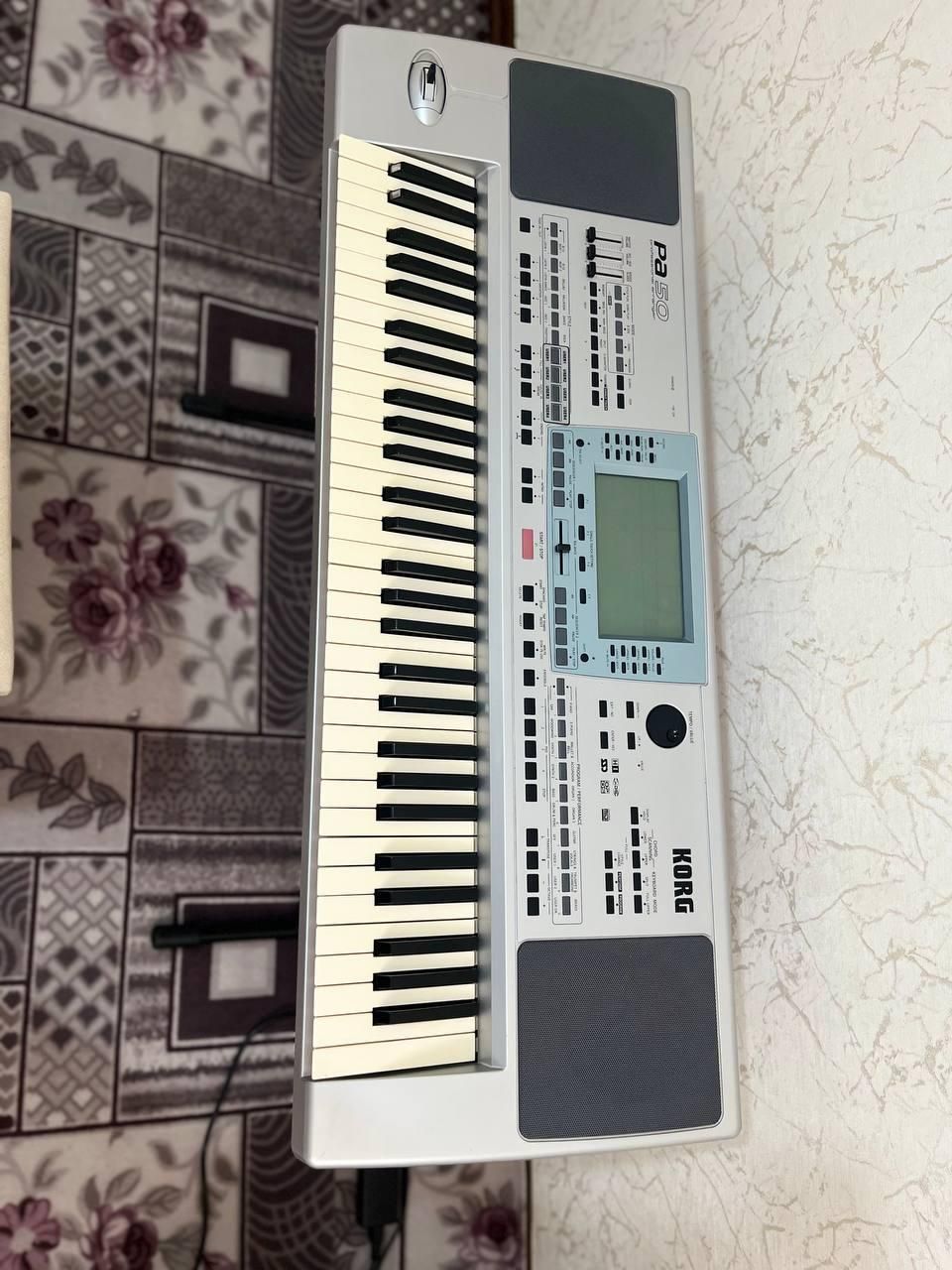 korg pa50to80|پیانو، کیبورد، آکاردئون|تهران, شهرک دانشگاه تهران|دیوار