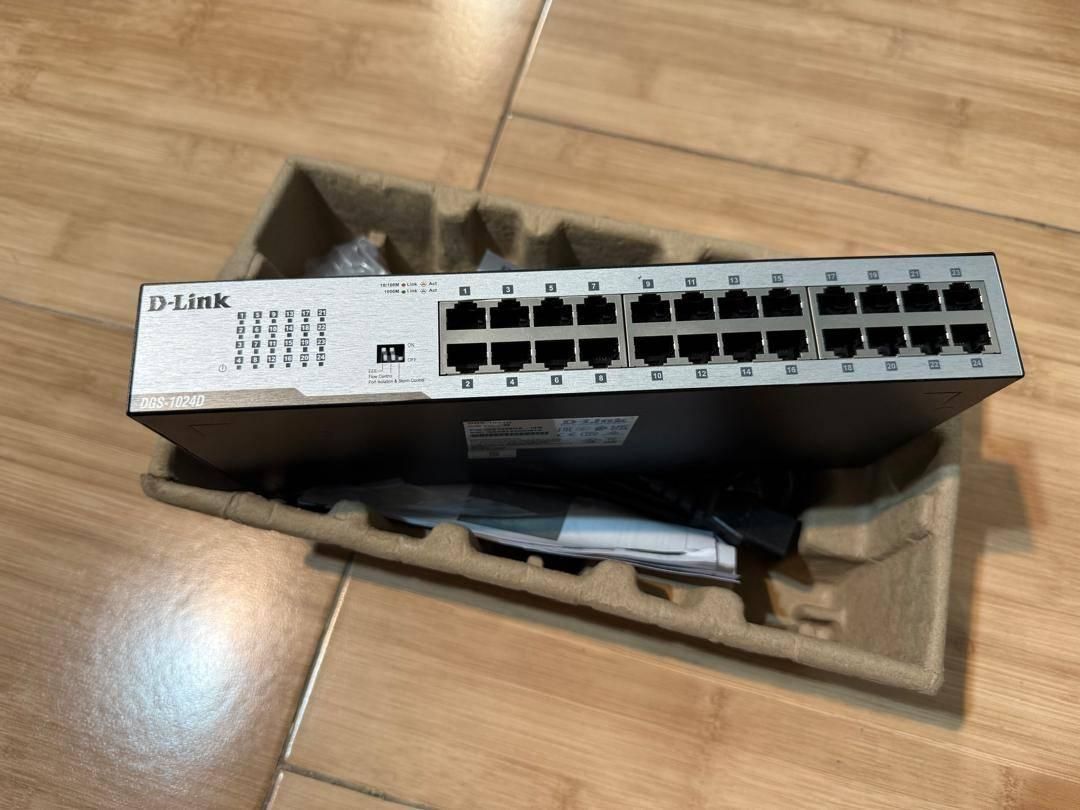 سوئیچ شبکه D-Link DGS-1024D|مودم و تجهیزات شبکه|تهران, کاظم‌آباد|دیوار