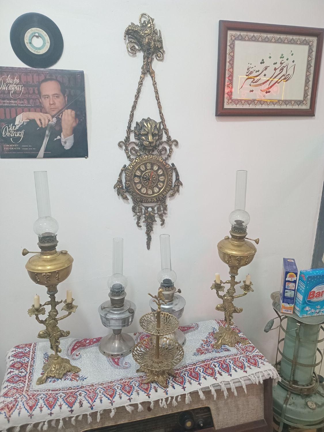 دوعدد چراغ گردسوز دکوری برنجی|کلکسیون اشیاء عتیقه|بومهن, |دیوار