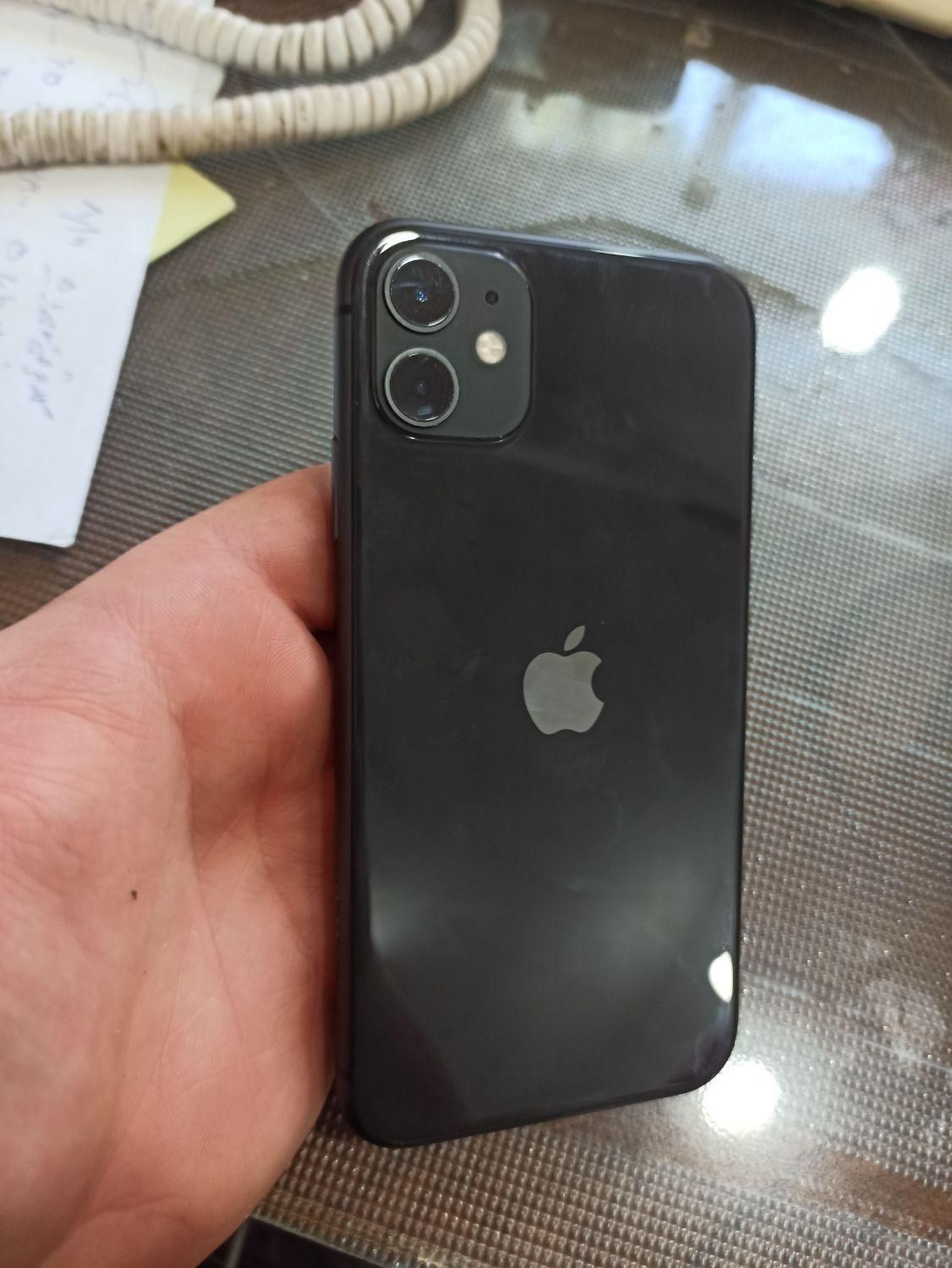 اپل iPhone 11 با حافظهٔ ۱۲۸ گیگابایت|موبایل|نقده, |دیوار