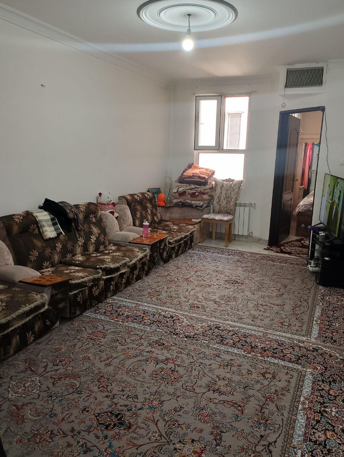 ۵۵ متری تکخواب/پارکینگ/ انباری/ط ۳|اجارهٔ آپارتمان|تهران, مدائن|دیوار