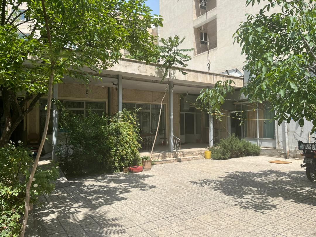 مترو قلهک  سیمای شمالی  ۲۵۰ متر مستغلات|فروش خانه و ویلا|تهران, ظفر|دیوار