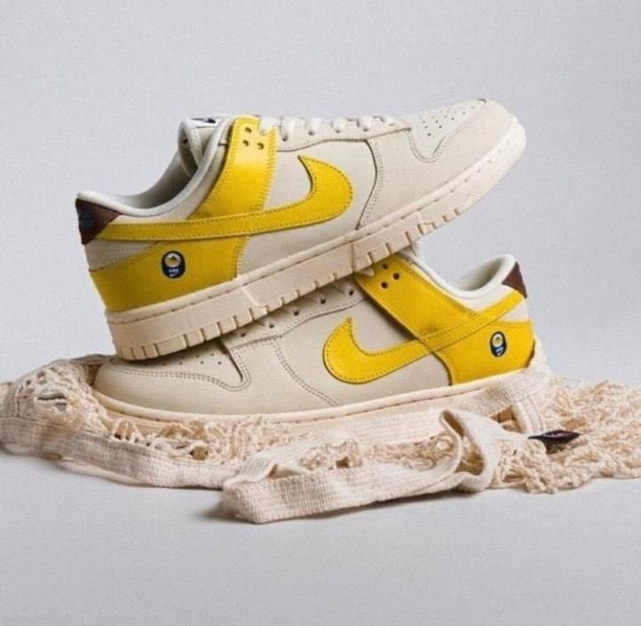 کتونی اورجینال نایک NIKE DUNK LOW BANANA|کیف، کفش، کمربند|تهران, وحیدیه|دیوار