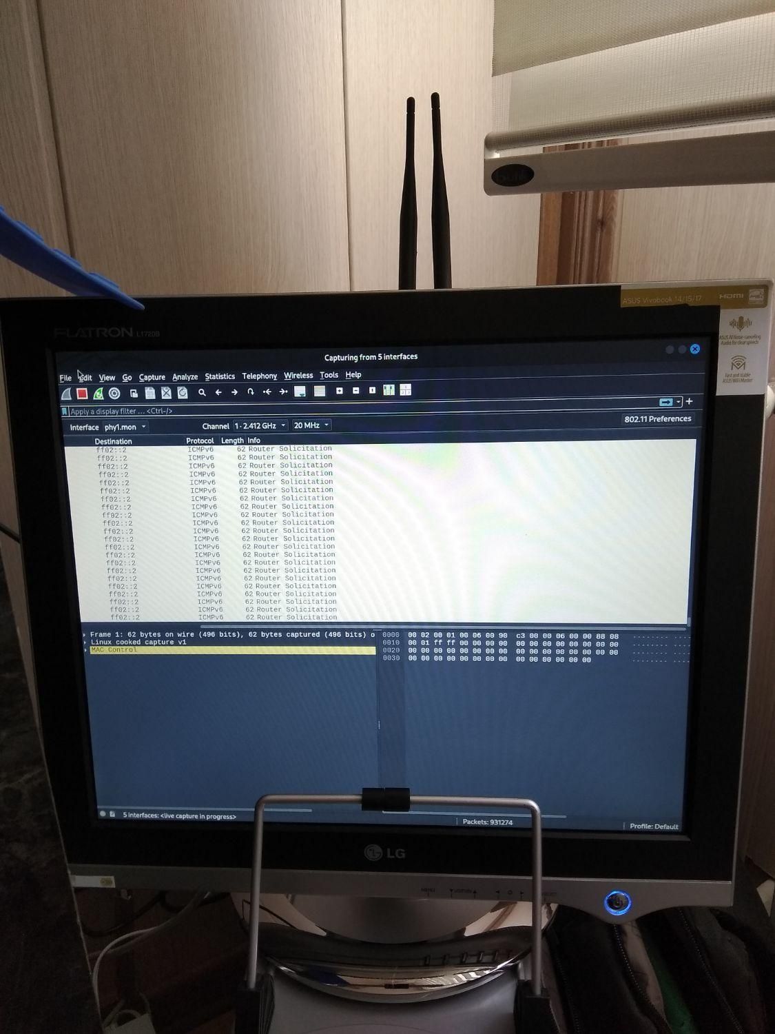 ال سی دی LG و مدل Felatron l1720B|قطعات و لوازم جانبی رایانه|تهران, حشمتیه|دیوار