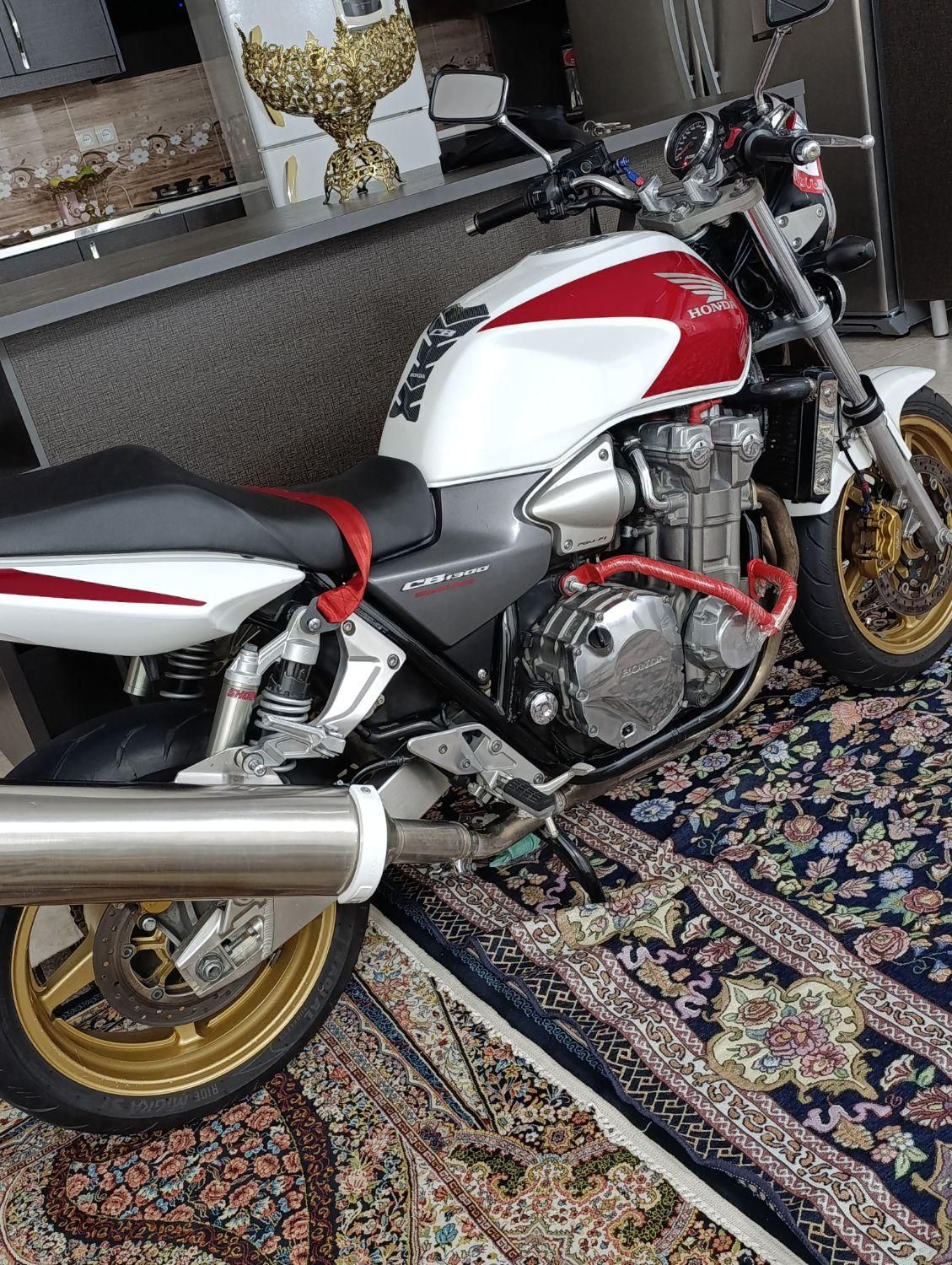 cb1300|موتورسیکلت|تهران, آسمان|دیوار