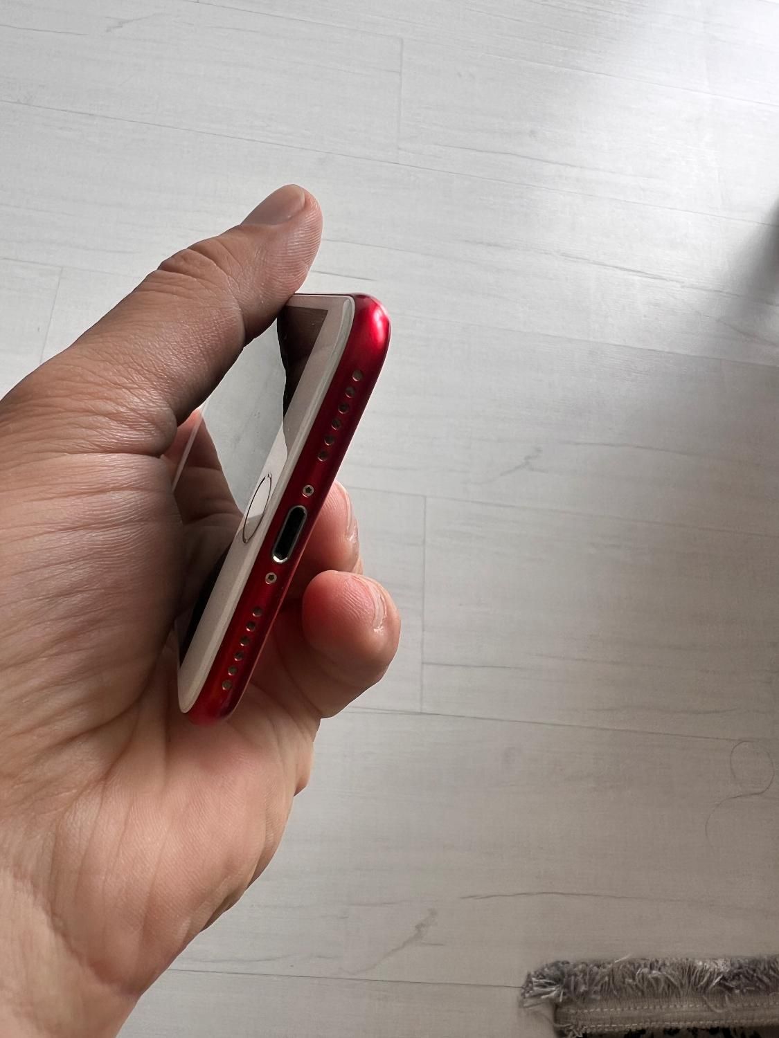 Iphone 7 red|موبایل|تهران, جردن|دیوار