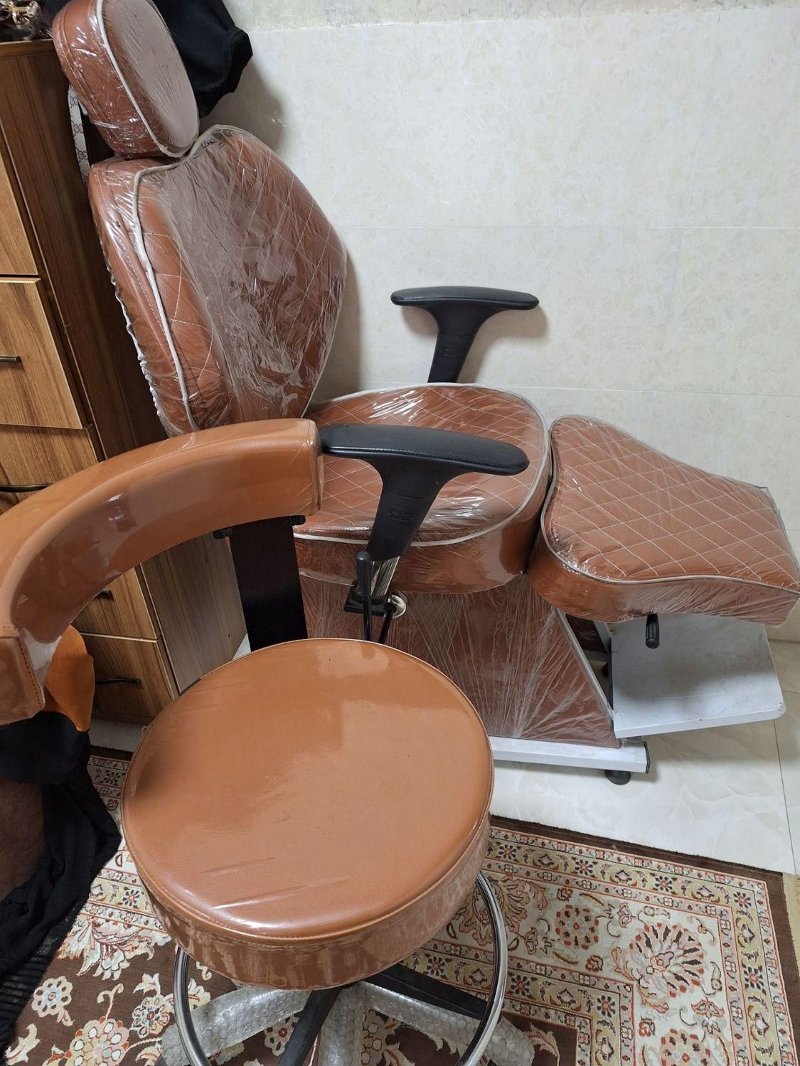 صندلی آرایشگاهی استاد کار ومشتری و سرشور|آرایشگاه و سالن‌های زیبایی|تهران, دولتخواه|دیوار