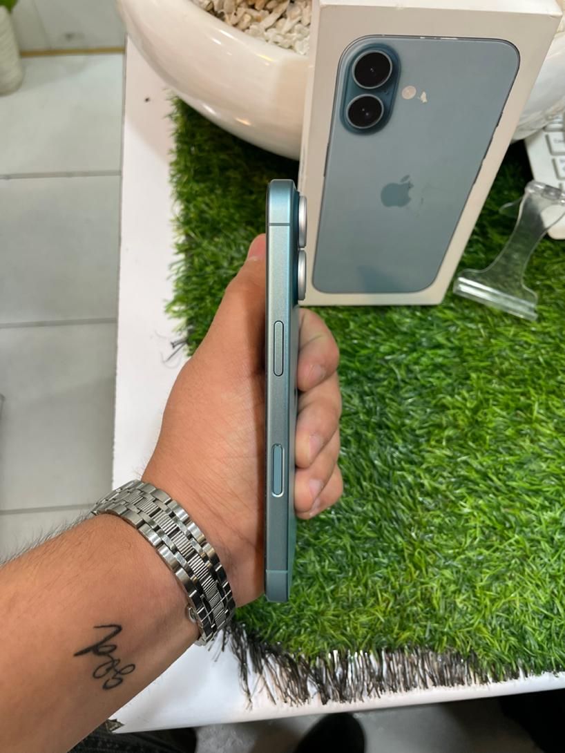 اپل iPhone 16 با حافظهٔ ۱۲۸ گیگابایت با ریجستر|موبایل|کرج, کوی امامیه|دیوار