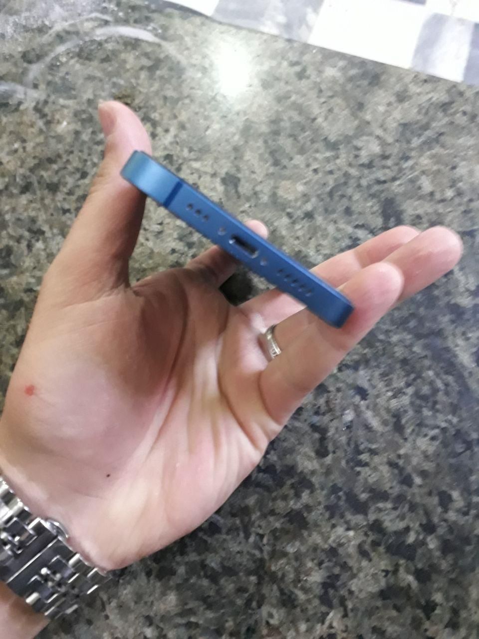 اپل iPhone 13 mini با حافظهٔ ۱۲۸ گیگابایت|موبایل|تهران, شهرک ولیعصر|دیوار