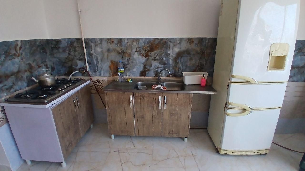 100 متری 2 خوابه|اجارهٔ کوتاه‌مدت آپارتمان و سوئیت|رشت, حومه رشت|دیوار