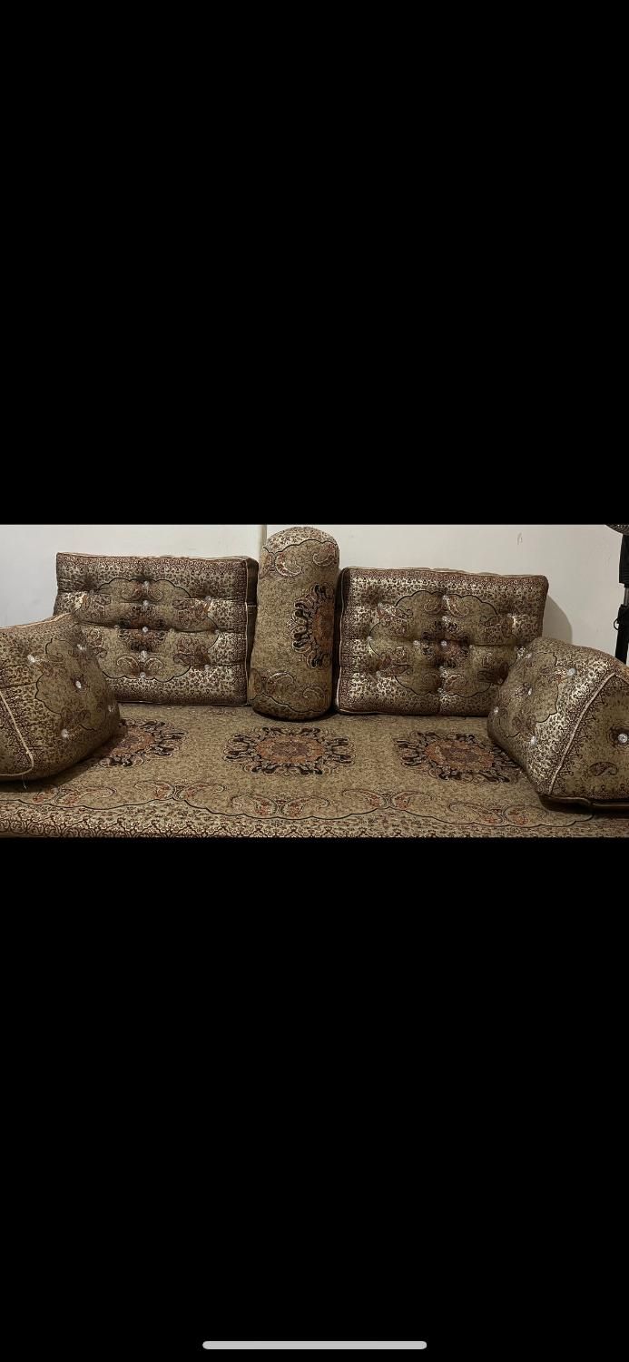 شاه نشین ترمه|پشتی|تهران, تهران‌سر|دیوار