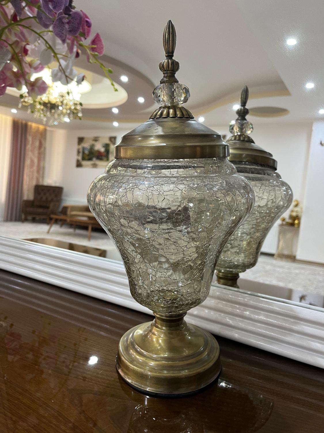 گلدان وشکلات خوری|گل مصنوعی|نظرآباد, |دیوار