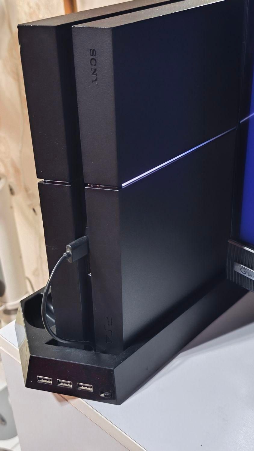 پلی استیشن ۴کپی خور  ps4 fat|کنسول، بازی ویدئویی و آنلاین|پرند, |دیوار