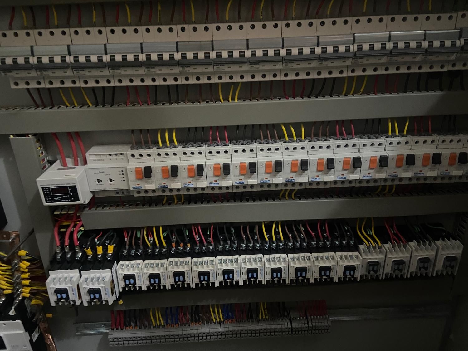 تابلو برق plc|خدمات پیشه و مهارت|تبریز, |دیوار