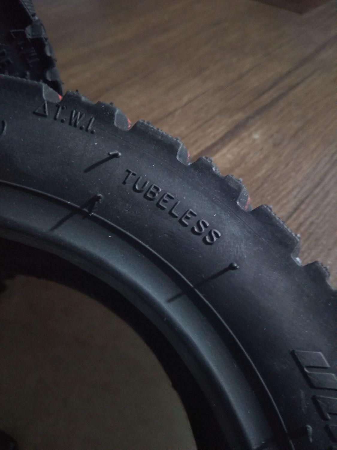 لاستیک اسکوتر برقی tubeless|دوچرخه، اسکیت، اسکوتر|تهران, ستارخان|دیوار