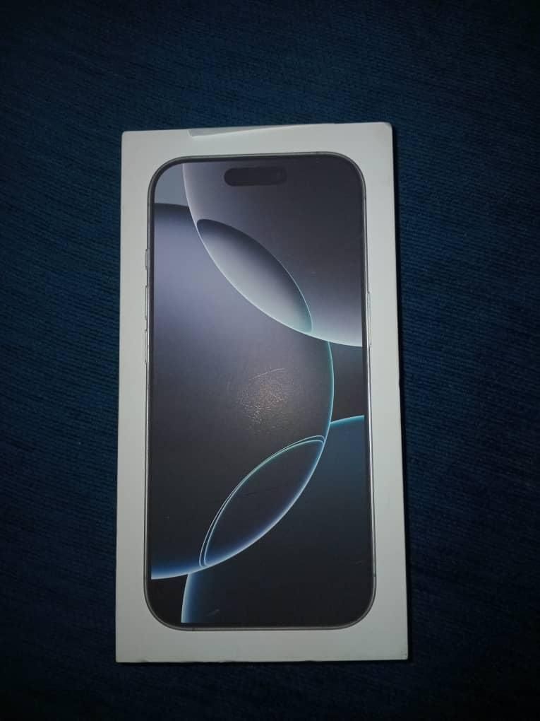 اپل iPhone 16 Pro با حافظهٔ ۲۵۶ گیگابایت|موبایل|آبادان, |دیوار