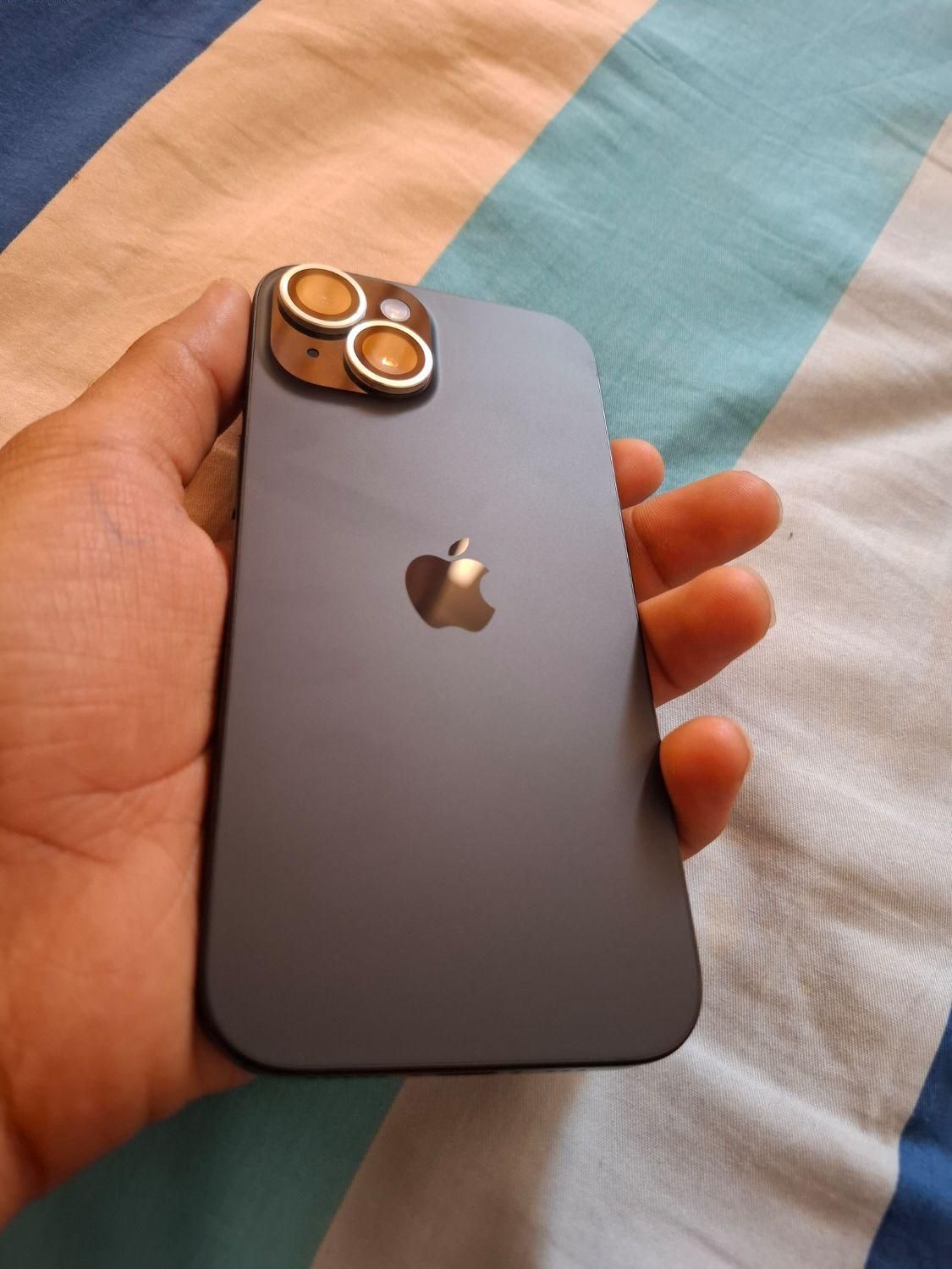 اپل iPhone 15 با حافظهٔ ۱۲۸ گیگابایت|موبایل|گرمسار, |دیوار