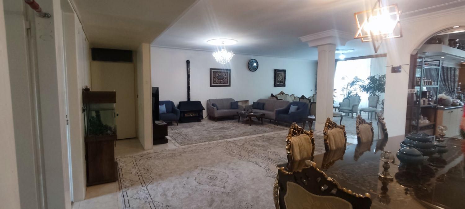 210 متر/ 4 خواب|اجارهٔ آپارتمان|تهران, عباس‌آباد|دیوار