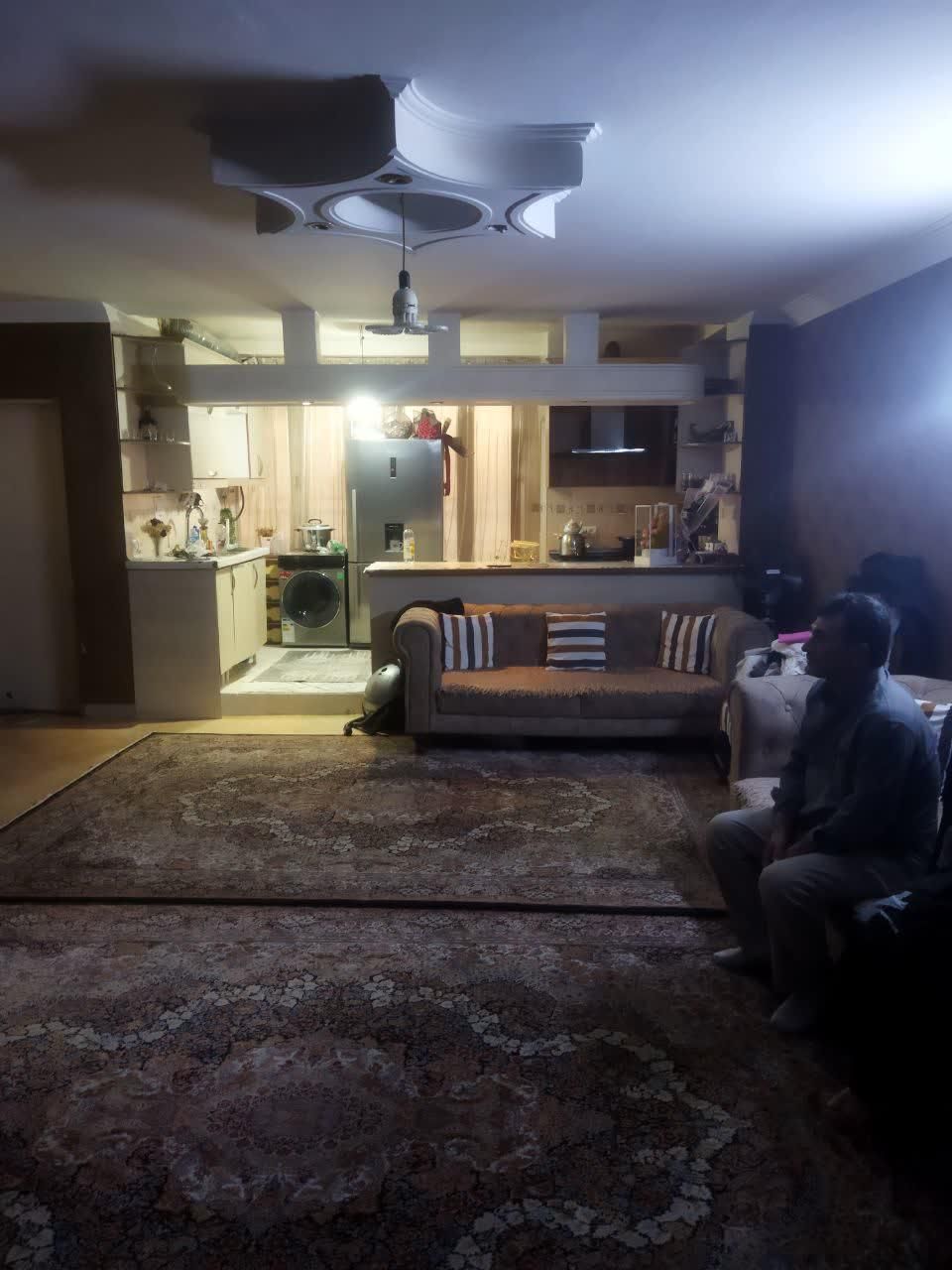 ۶۰ متر پارکینگ انباری آسانسور|اجارهٔ آپارتمان|تهران, جلیلی|دیوار