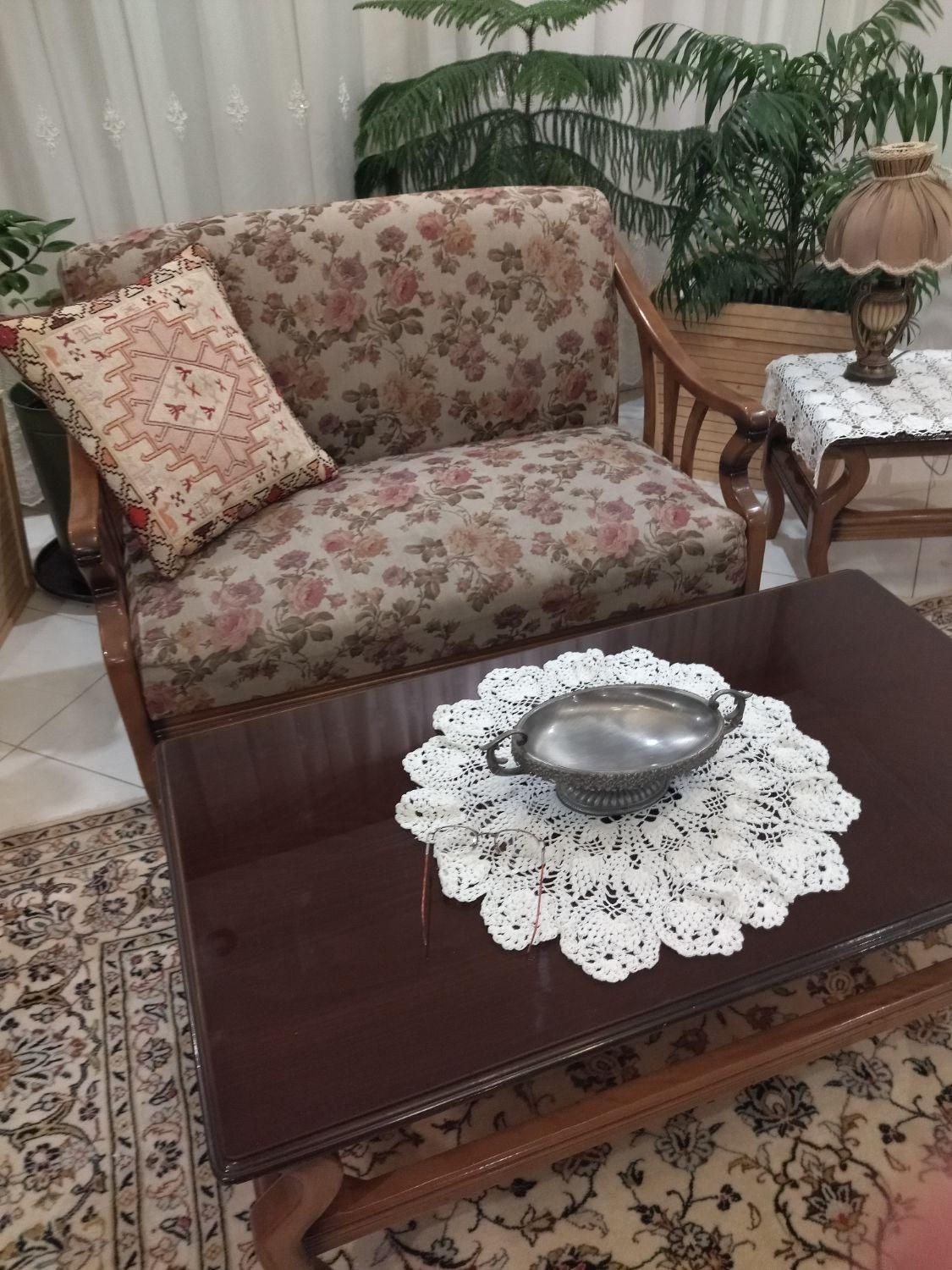 مبلمان هشت نفره|مبلمان خانگی و میز عسلی|تهران, جنت‌آباد شمالی|دیوار