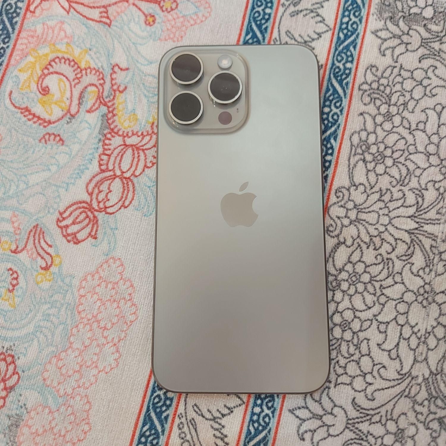 اپل iPhone 15 Pro Max با حافظهٔ ۲۵۶ گیگابایت|موبایل|تهران, طوس|دیوار
