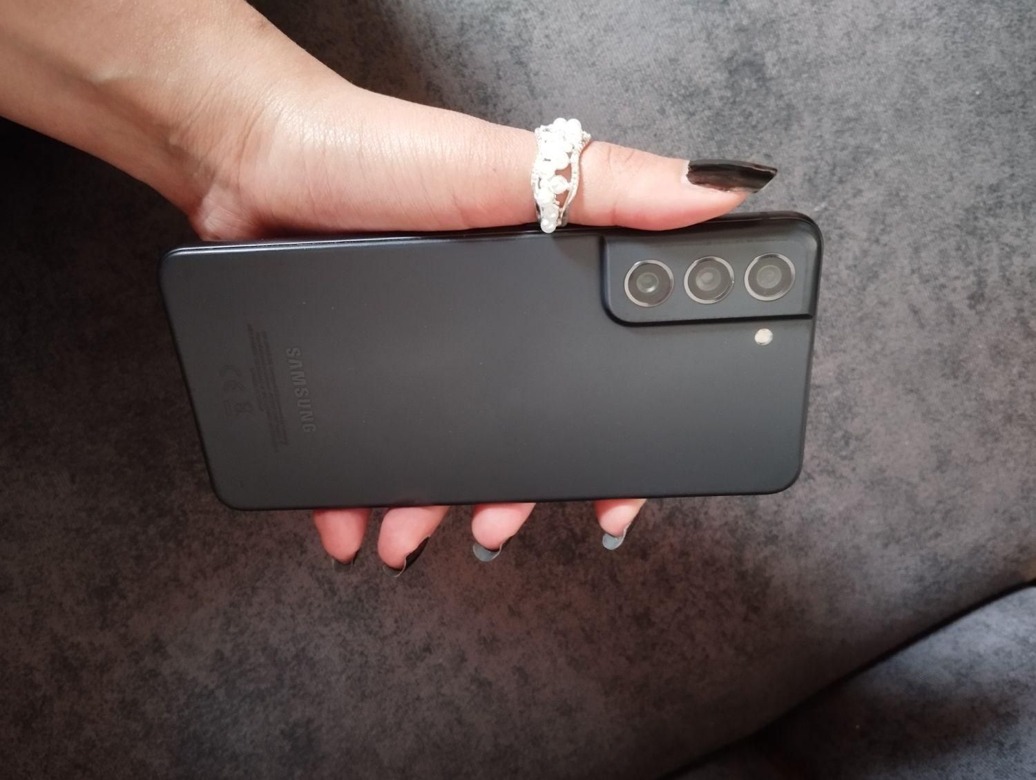 s21 fe 5G 256|موبایل|اصفهان, شاه پسند|دیوار