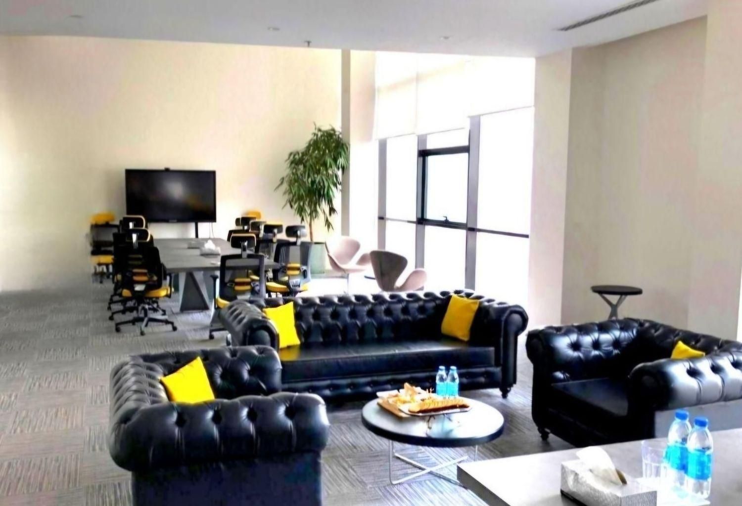۸۴متر/براصلی/پارکینگ مهمان/غرق نور/تاپ لوکیشن|فروش دفتر کار، اتاق اداری، مطب|تهران, میرداماد|دیوار