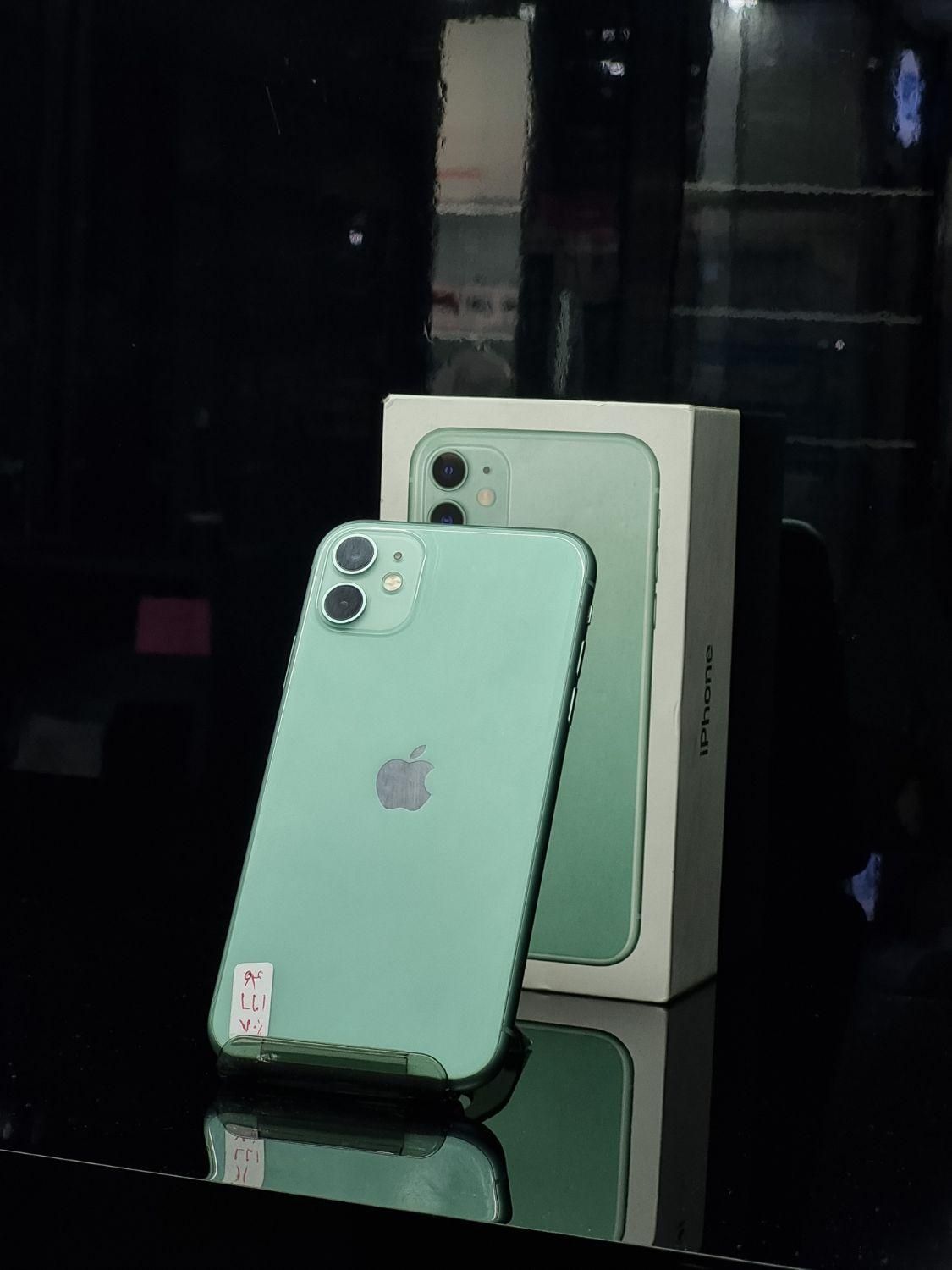 اپل iPhone 11 خوش رنگتو قبل عید بخیر|موبایل|اصفهان, مفتح|دیوار