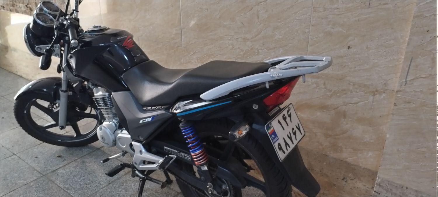 هوندا cb 150 اصل|موتورسیکلت|تهران, میدان ولیعصر|دیوار