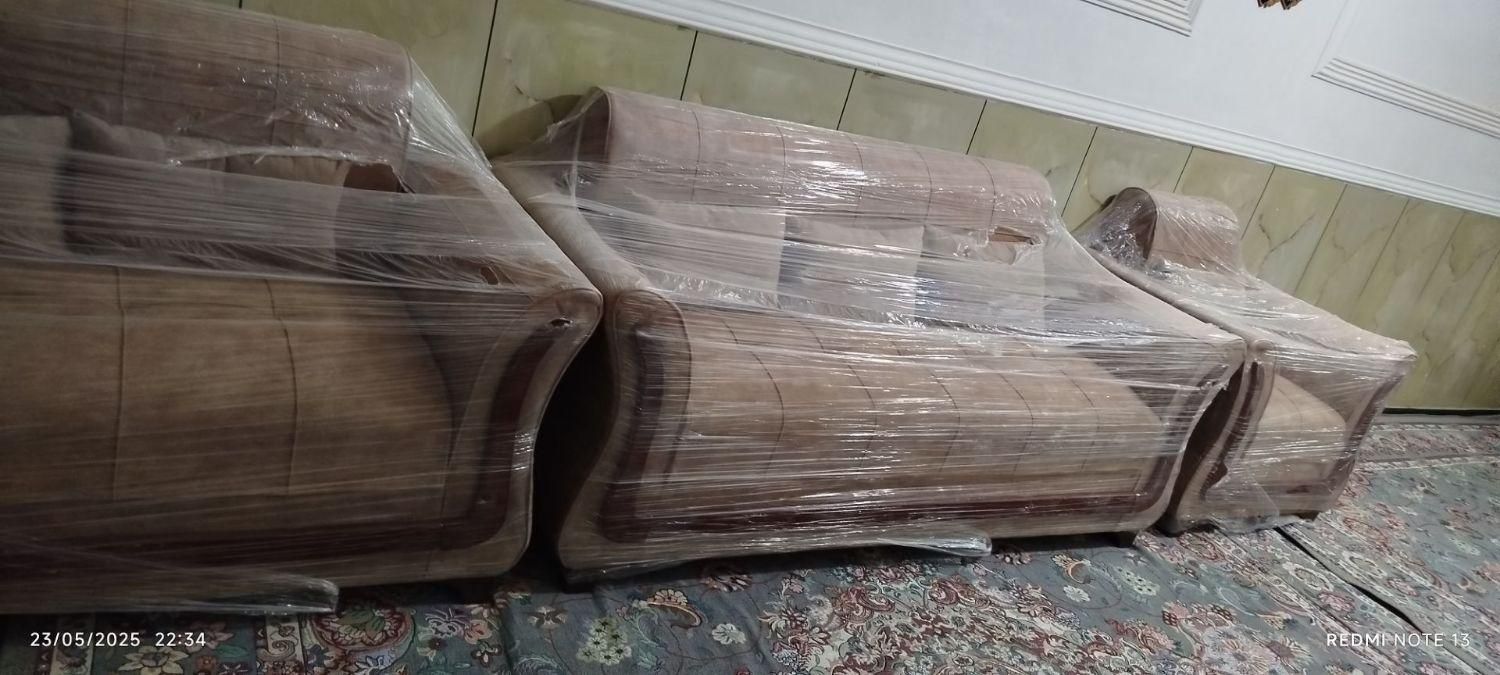 دو سرویس مبل ۷نفره|مبلمان خانگی و میز عسلی|زابل, |دیوار