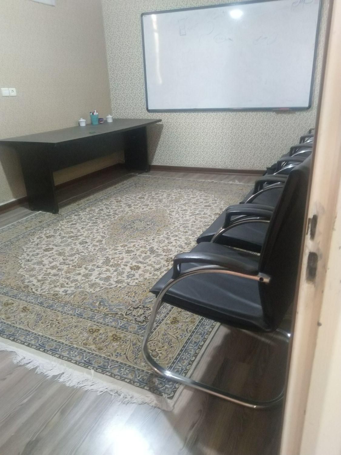 110متر با موقعیت اداری3خواب|اجارهٔ دفتر کار، اتاق اداری، مطب|تهران, دروازه شمیران|دیوار