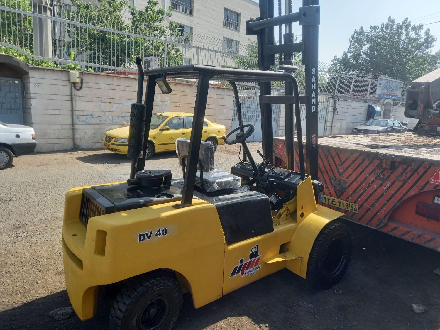لیفتراک سهند 4تن دی وی|ماشین‌آلات صنعتی|تهران, دولت‌آباد|دیوار