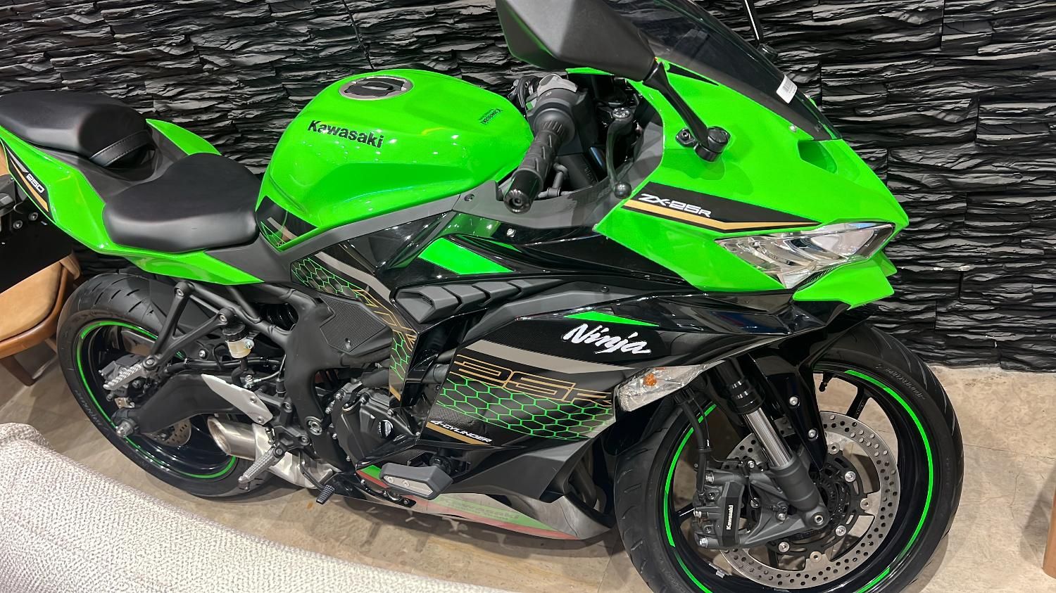 کاوازاکی نینجا ۲۵۰ صفر zx25r چهار سیلندر|موتورسیکلت|تهران, یافت‌آباد|دیوار