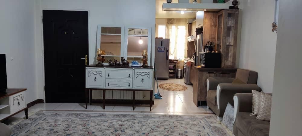 اجاره آپارتمان نارمک میدان ۹۲|اجارهٔ آپارتمان|تهران, زرکش|دیوار