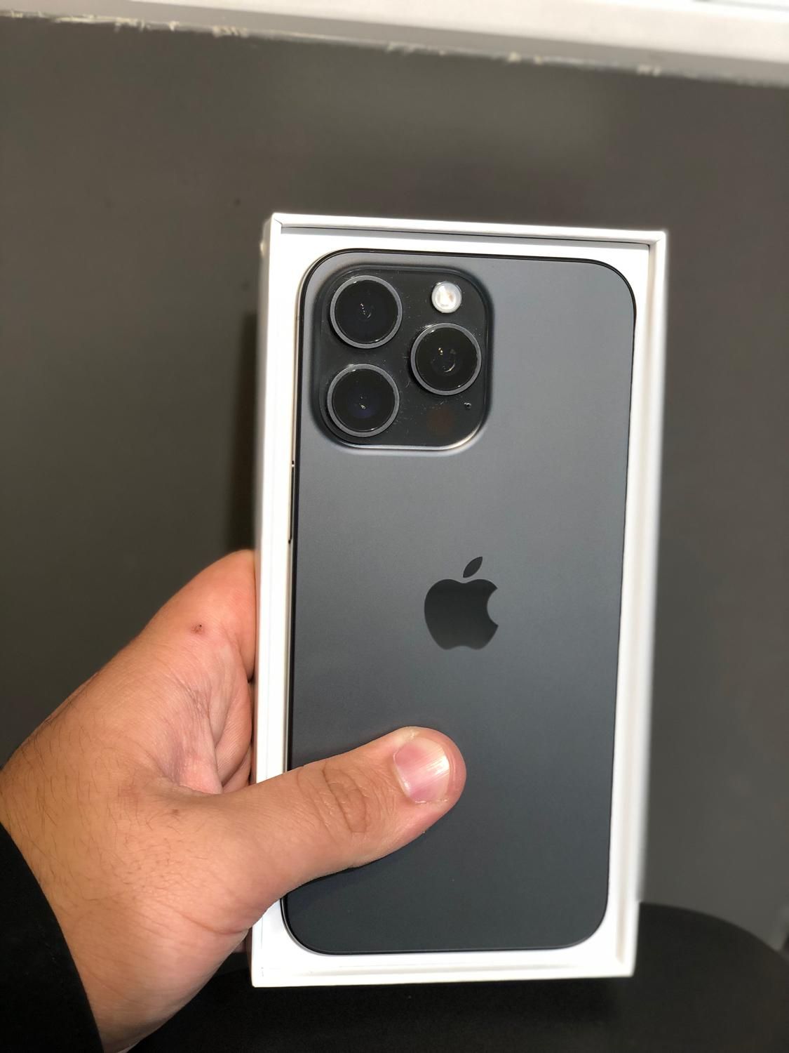 iPhone 15 Pro Max با حافظهٔ ۲۵۶ گیگابایت|موبایل|تهران, اقدسیه|دیوار