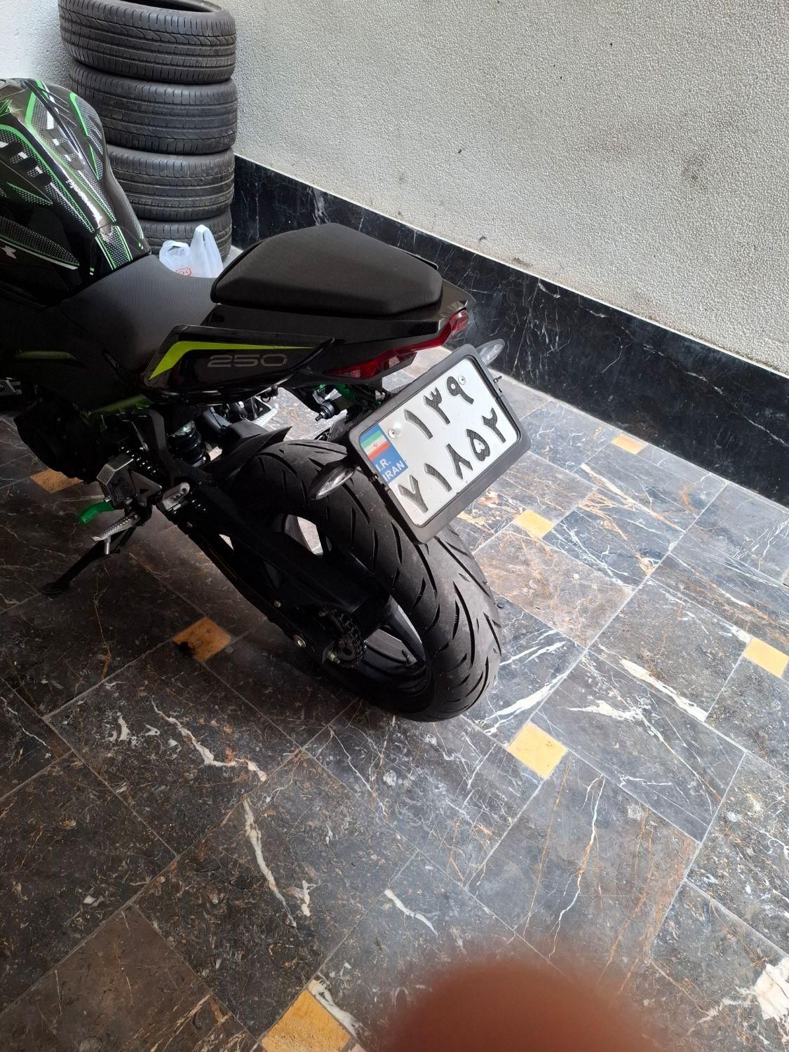 kawasaki z250 new 1401 سفارشی|موتورسیکلت|تهران, شیخ هادی|دیوار