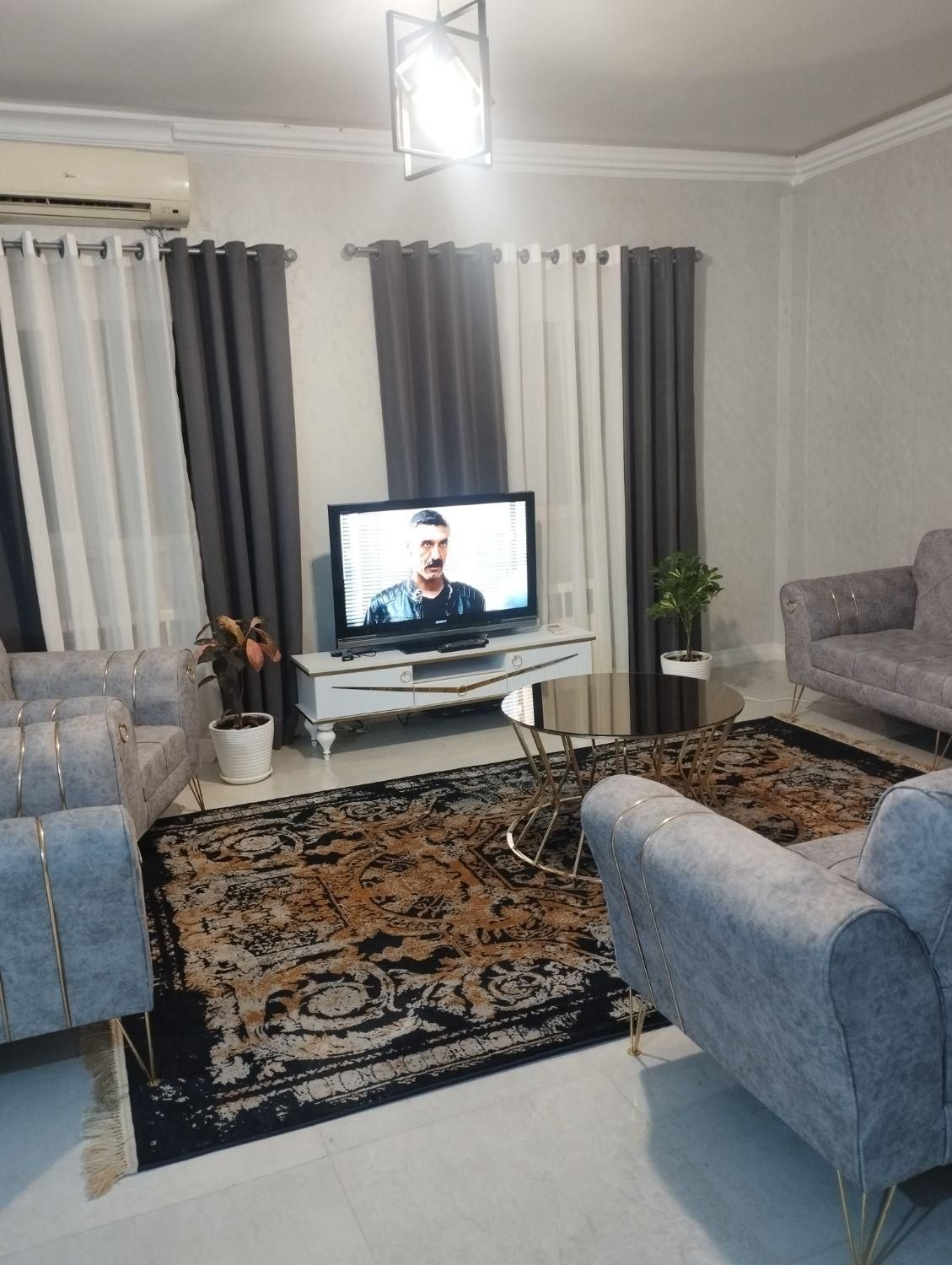 آپارتمان ۸۰ متری در نیاوران فول|اجارهٔ کوتاه‌مدت آپارتمان و سوئیت|تهران, نیاوران|دیوار