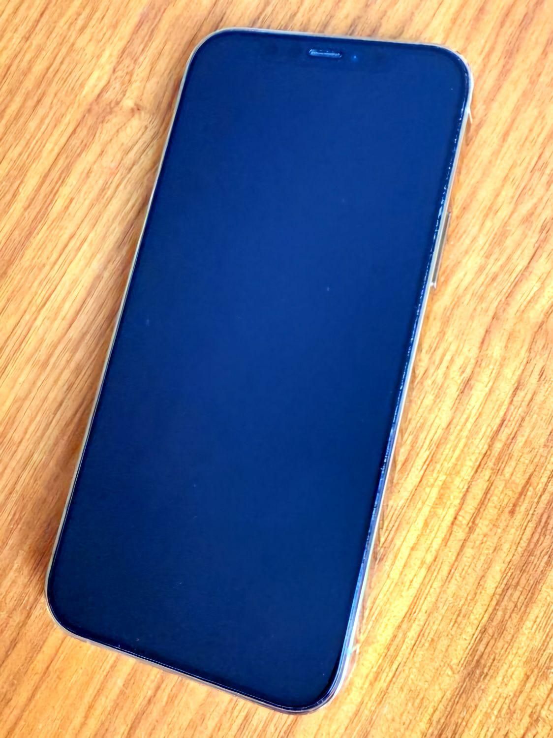 اپل iPhone 12 Pro با حافظهٔ ۲۵۶ گیگابایت|موبایل|تهران, قبا|دیوار