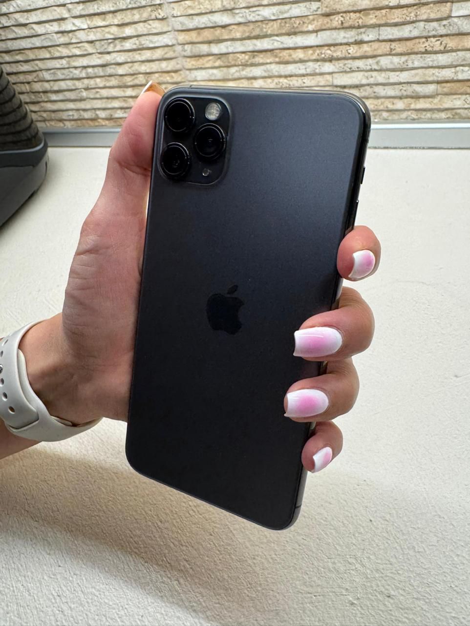 اپل iPhone 11 Pro Max با حافظهٔ ۲۵۶ گیگابایت|موبایل|اصفهان, صائب|دیوار