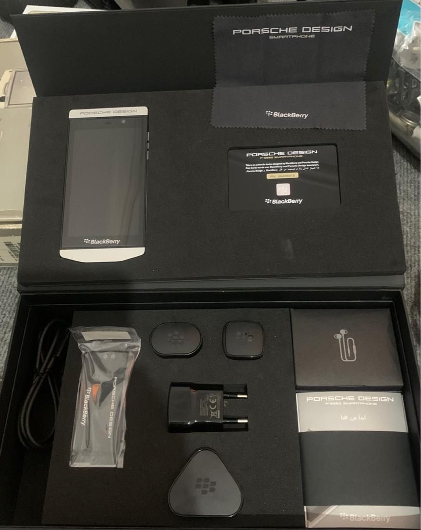بلک‌بری Porsche Design P'9982|موبایل|رشت, انصاری|دیوار