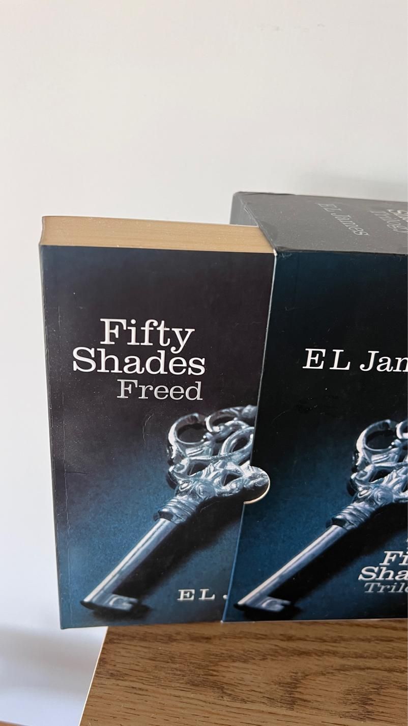 fifty shades of grey کتاب|کتاب و مجله آموزشی|تهران, شیرازی|دیوار