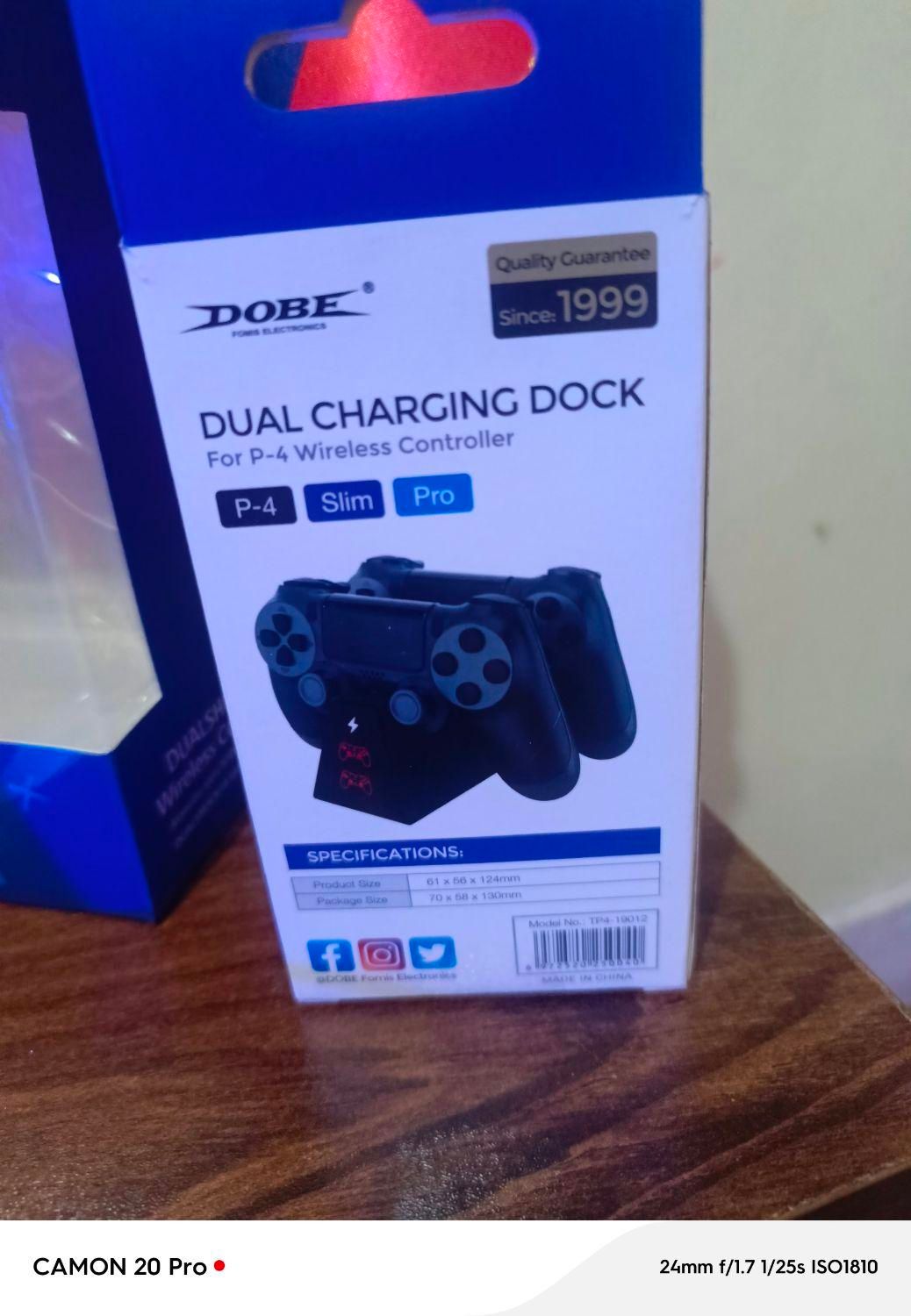 دسته ps4 طرح با پایه شارژر /ps4 stand|کنسول، بازی ویدئویی و آنلاین|تهران, لشکر|دیوار